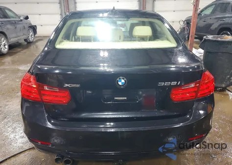2015 BMW 328 Xi Sulev z USA, uszkodzony, nr VIN WBA3B5G59FNS11731